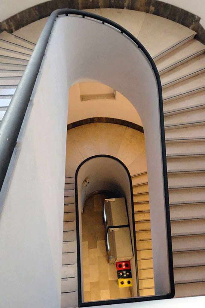 Curved interior staircase at the Faculty of Architecture documented during the site visit