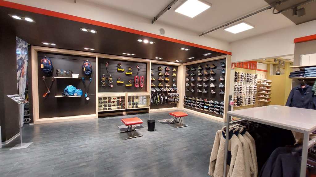 Maxi Sport Merate retail space during EA7 Winter Games site survey