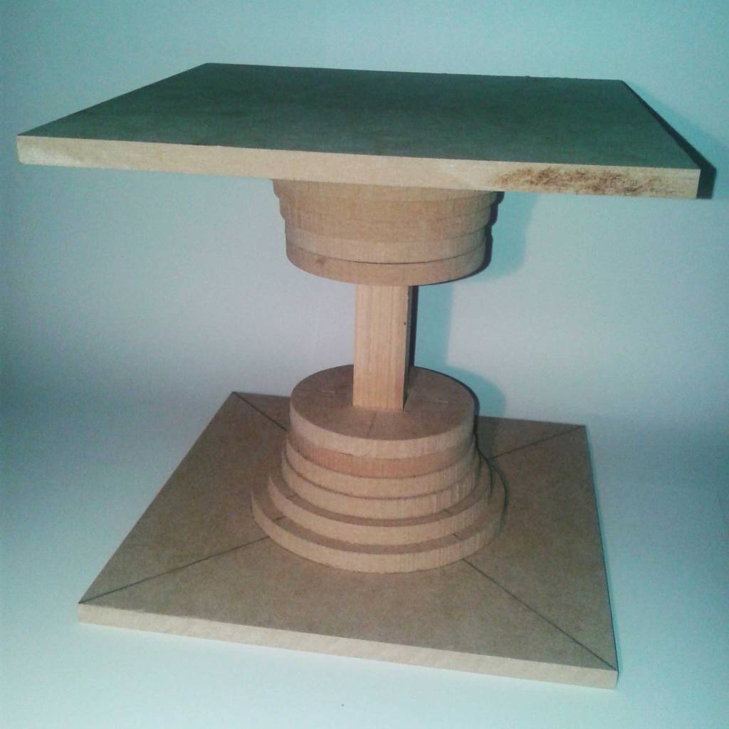 Removable wooden jig developed to support the Knotlight rope structure during weaving and resin curing